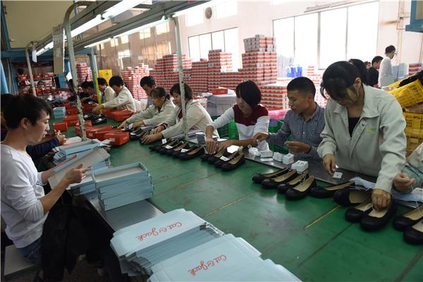 惠东去年产鞋超9亿双电商销售女鞋超1亿双